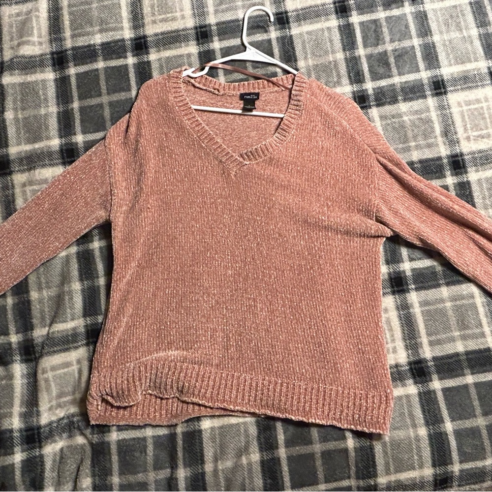 Light pink sweater